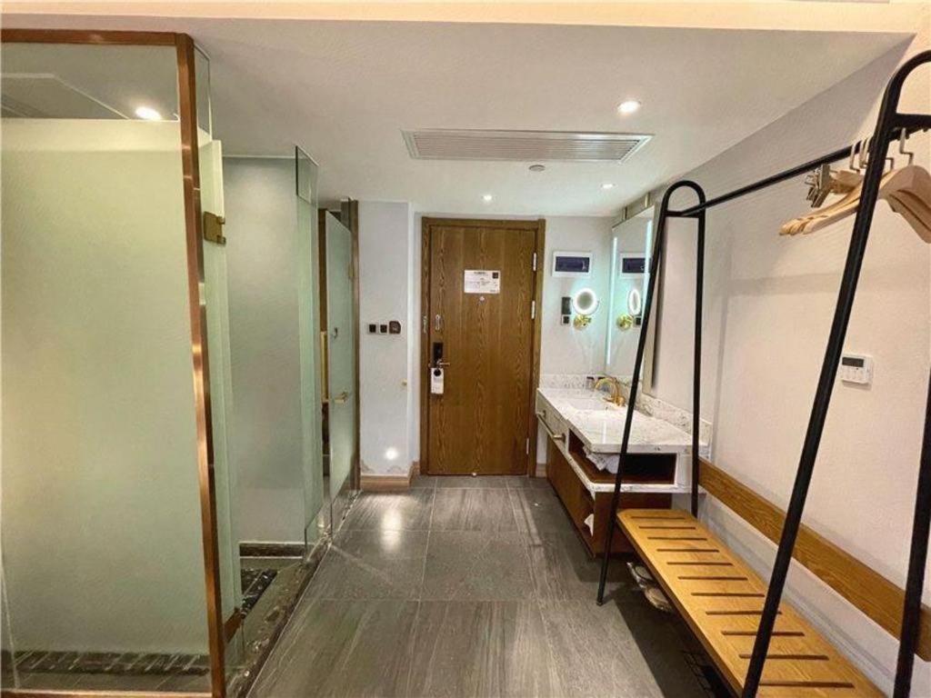 Hotel Joyce Coffetel-shanghai Zhuanqiao Wanda Plaza 4*